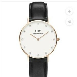 Daniel Wellington Women Sheffield Watch- 2 straps